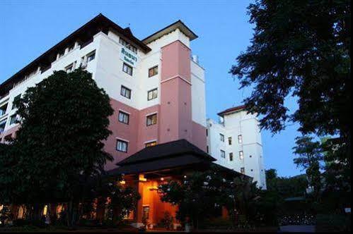 Sinthana Hotel 3*