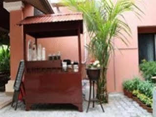 Hotel Sinthana 3*